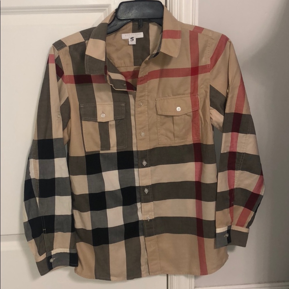 Boy's Burberry shirt 💯 authentic